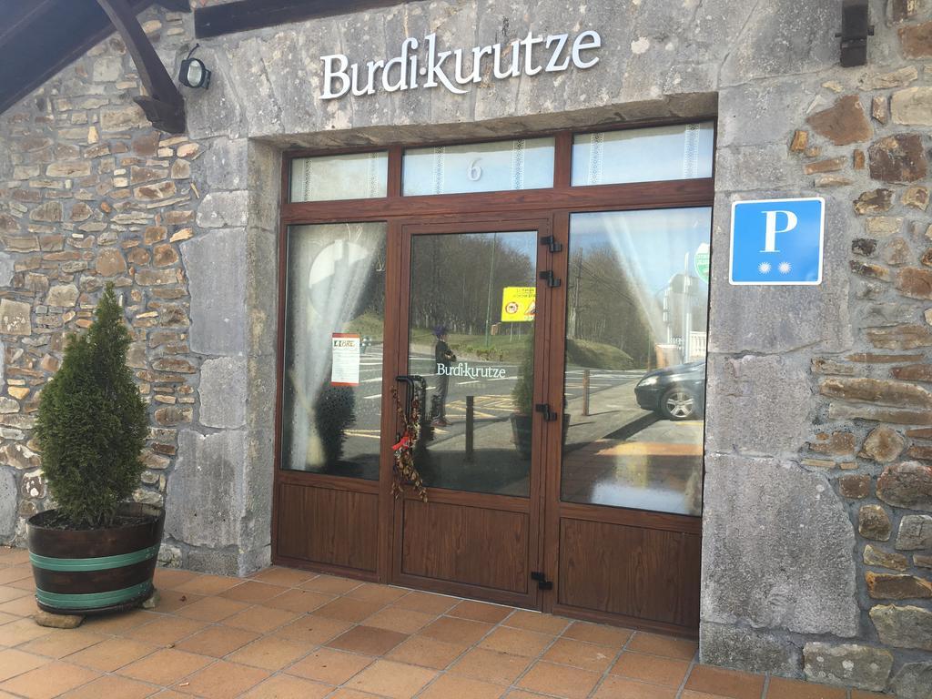 Burdi -Kurutze Pension Urquiola 外观 照片